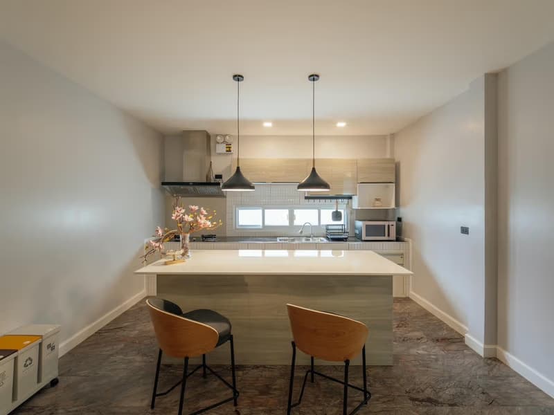 4 Bed House for Rent in Hang Dong