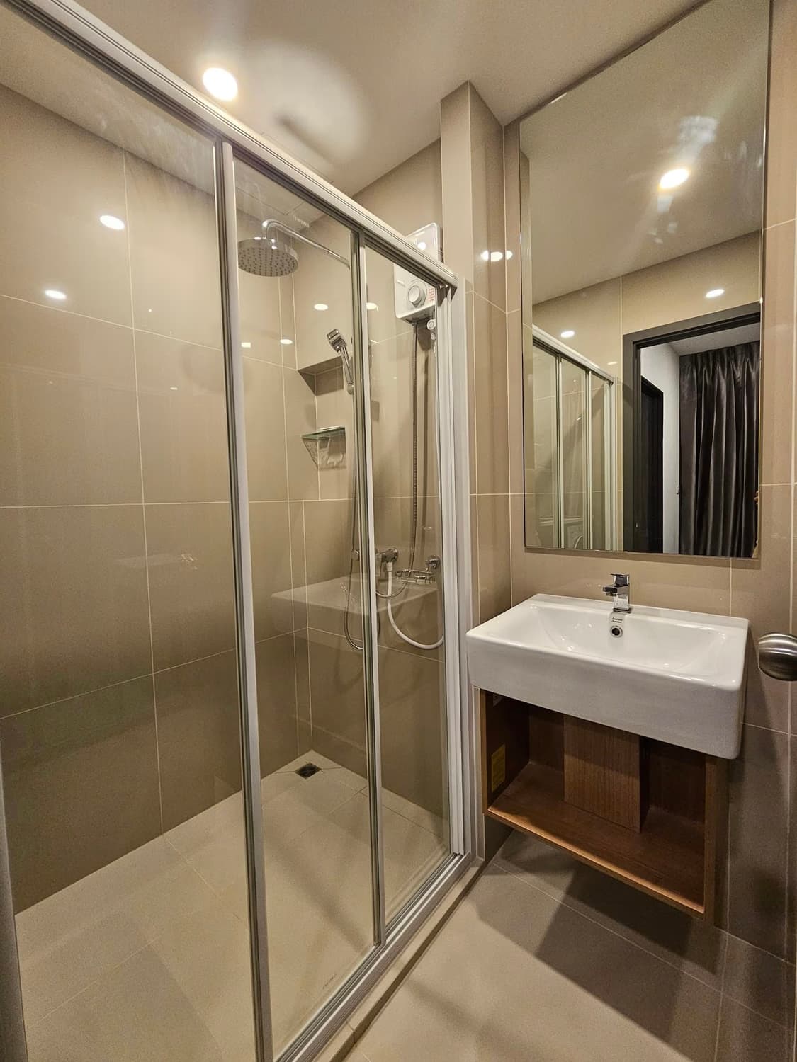 1 Bed Condo for Rent in Bang Na - Image 9