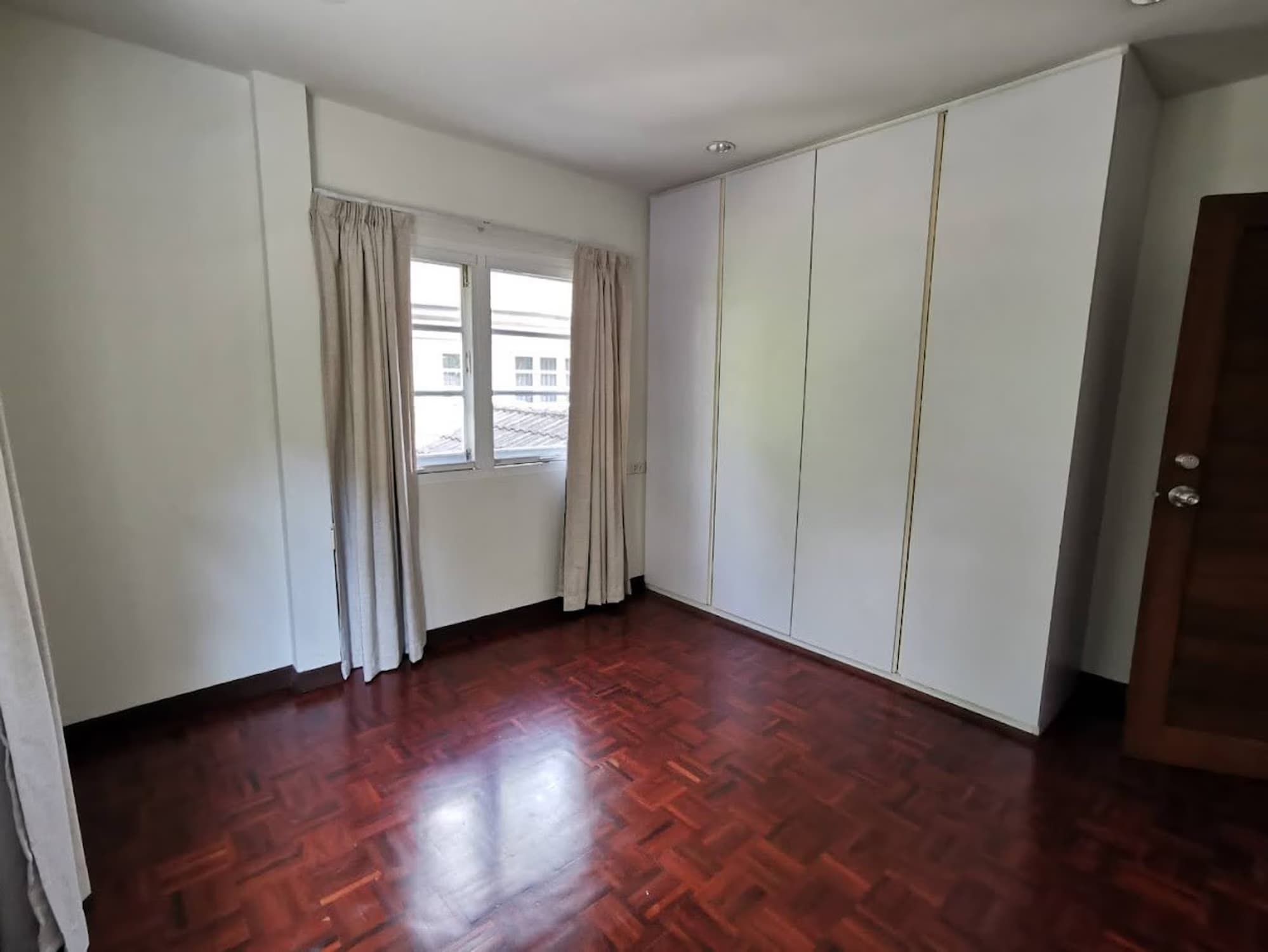 3 ห้องนอน บ้าน สำหรับ จำหน่าย ใน Watthana - Image 8