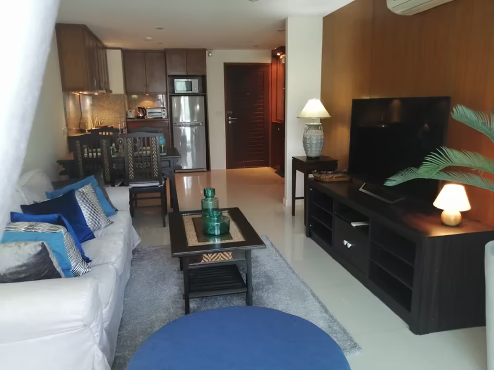 1 Bedroom Condo - Image 9