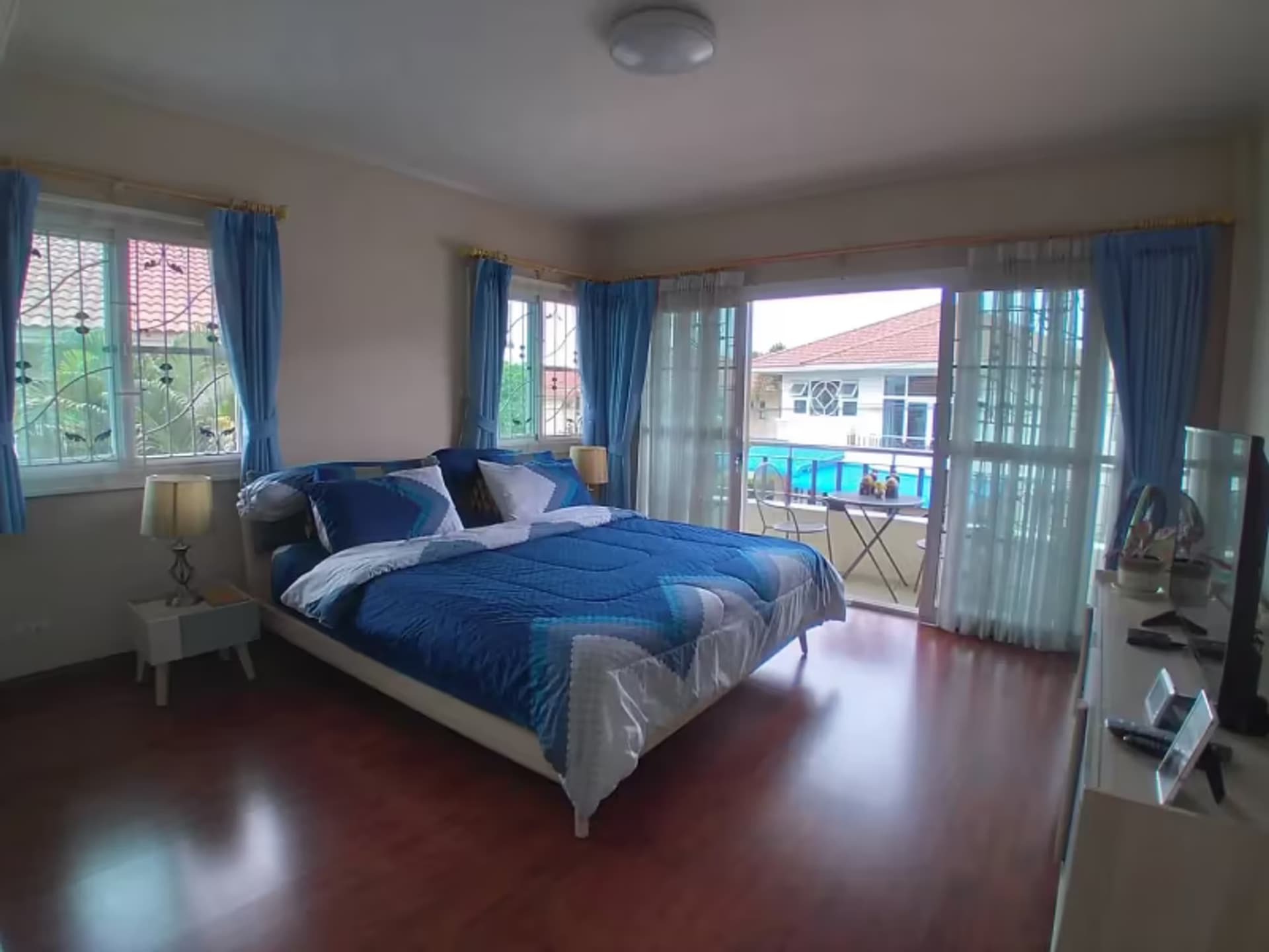 3 Bedroom House - Image 15