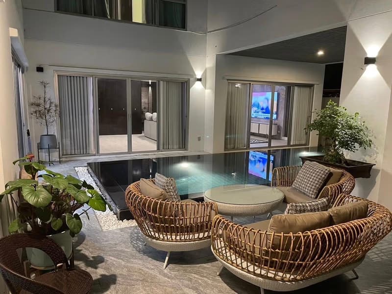 5 Bed House for Rent and Sale in Suan Luang