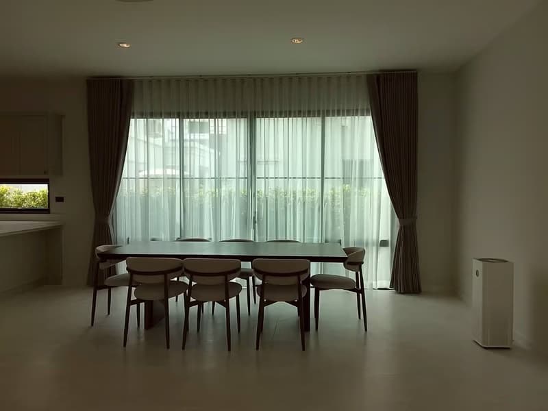 4 Bed House for Rent and Sale in Bang Phli