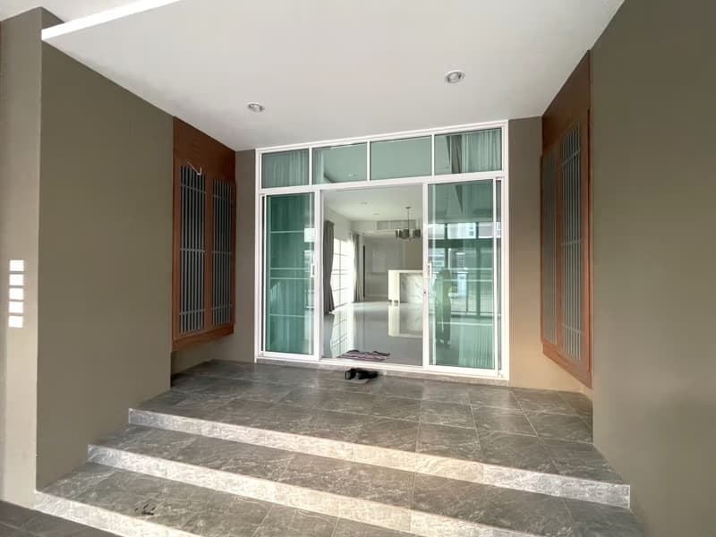 3 Bed House for Rent and Sale in San Kamphaeng