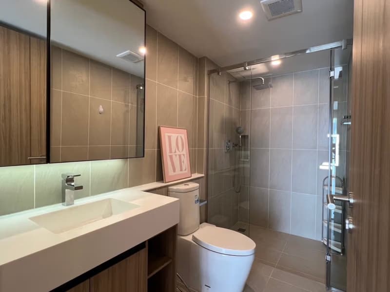 2 Bed Condo for Rent in Pathum Wan