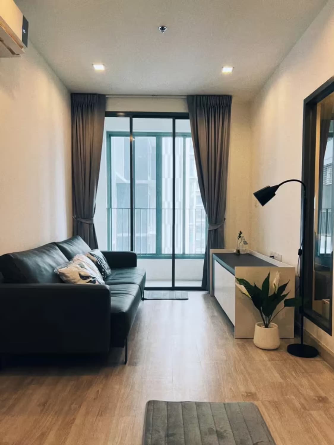 1 Bedroom Condo - Image 7