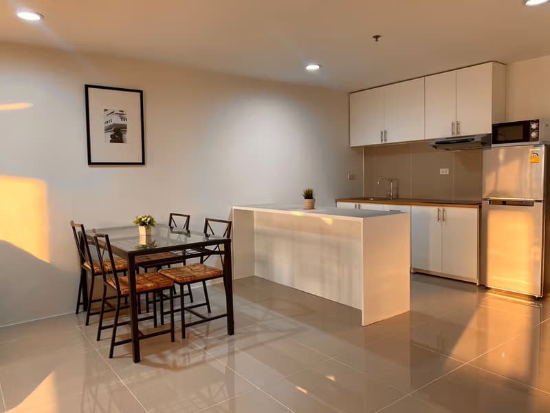 Condo for Rent at The Waterford Diamond SuKhumvit 30/1 Condominium