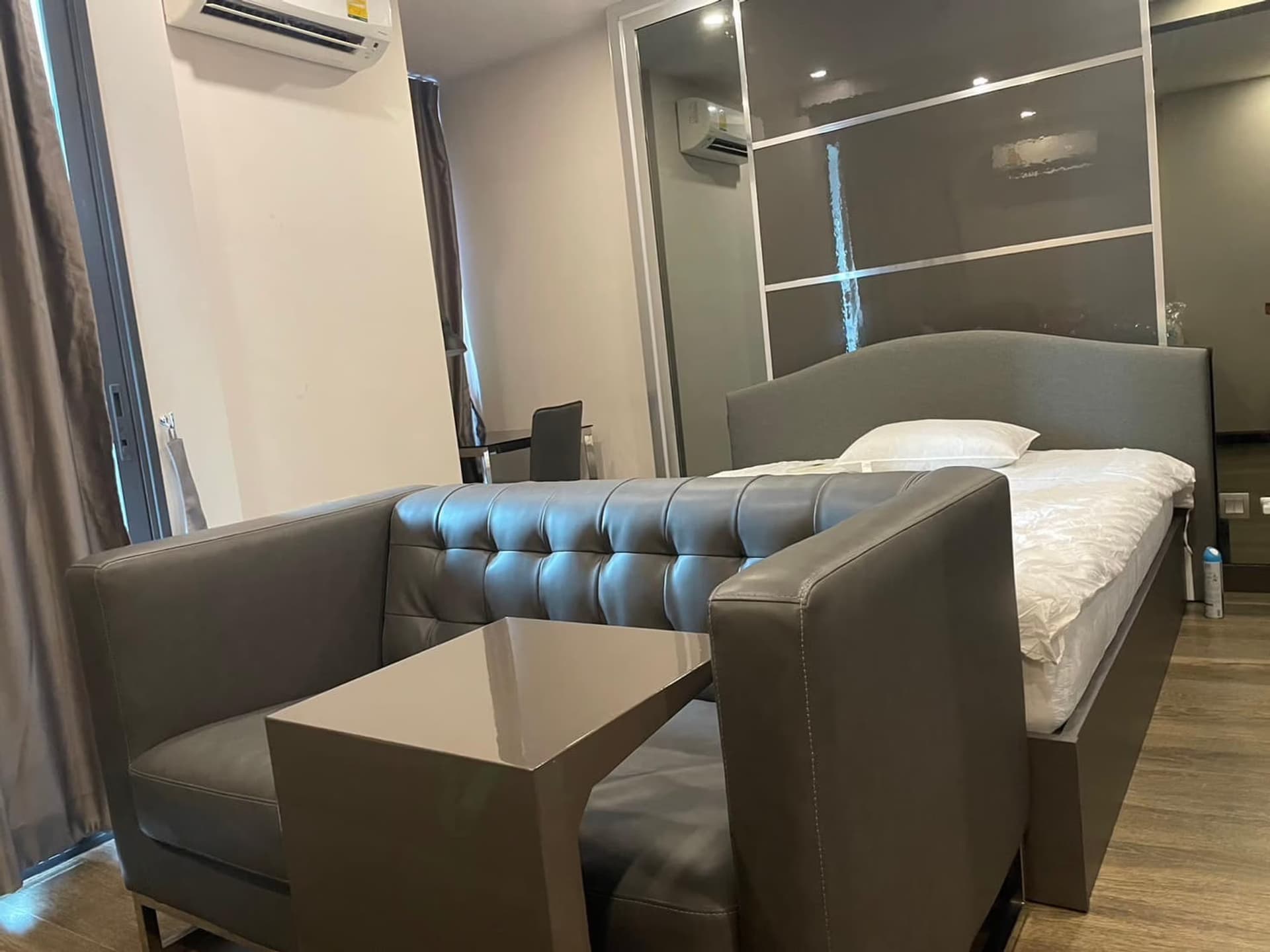 1 Bed Condo for Rent in Ratchathewi - Image 1