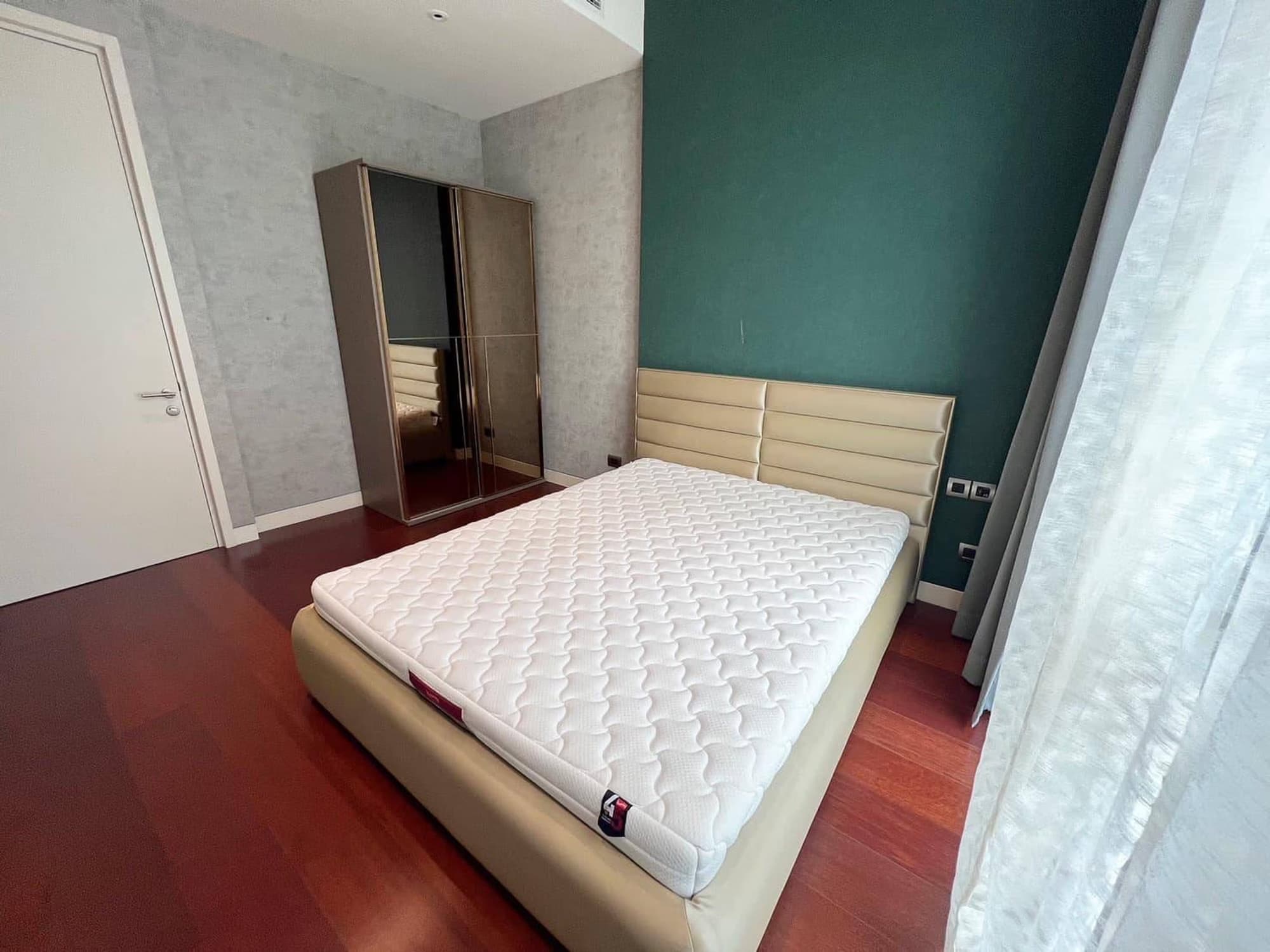 1 Bedroom Condo - Image 6