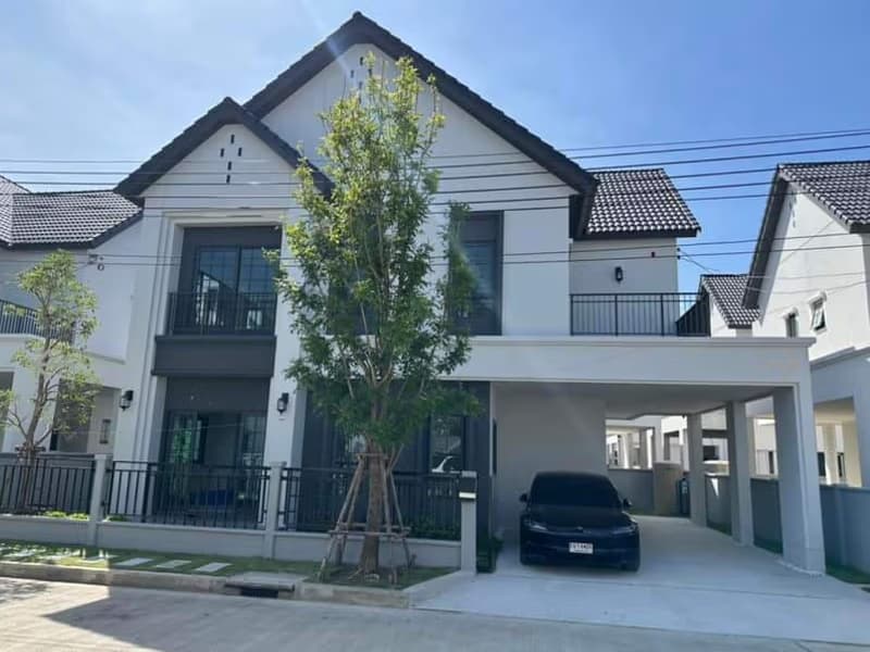 4 Bed House for Rent in Bang Phli, Samut Prakan