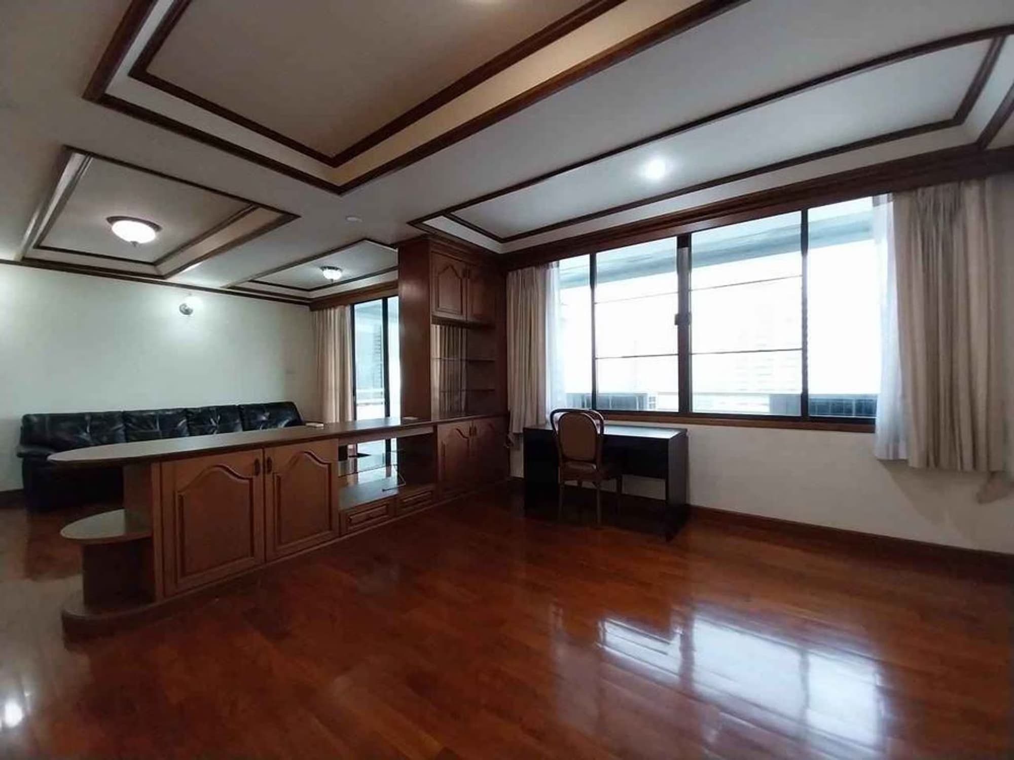 Condo for Sale at Acadamia Grand Tower   - Image 6