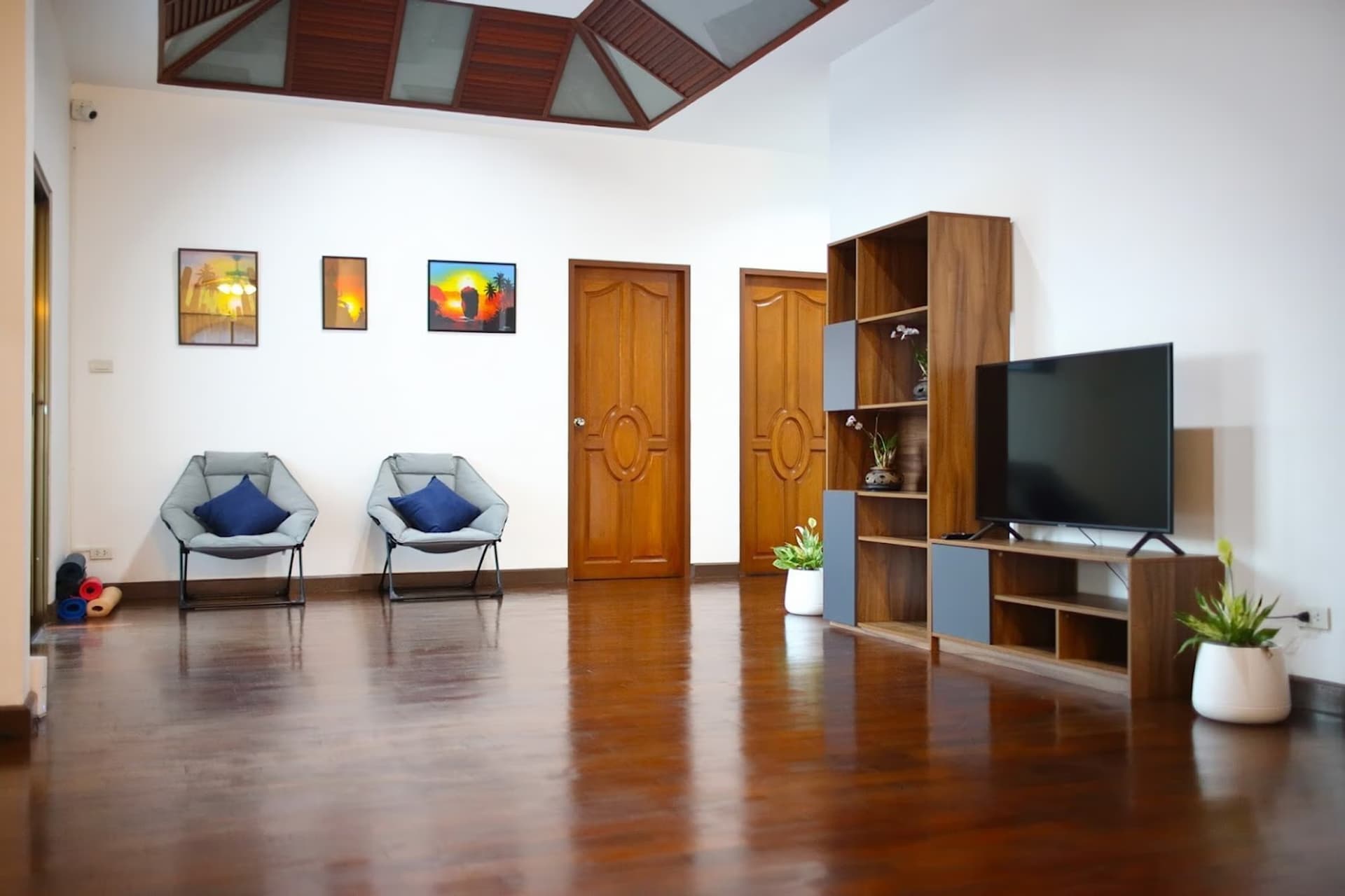 9 Bedroom Pool Villa - Image 7