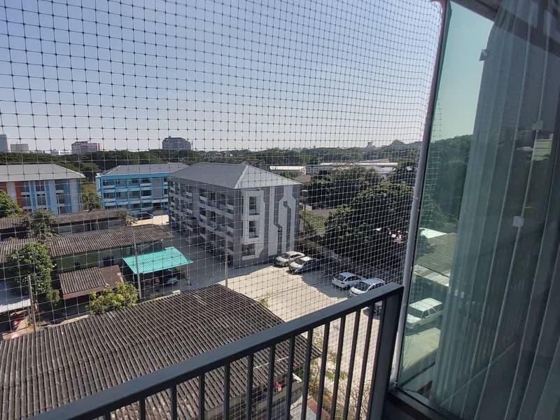1 Bedroom Condo
