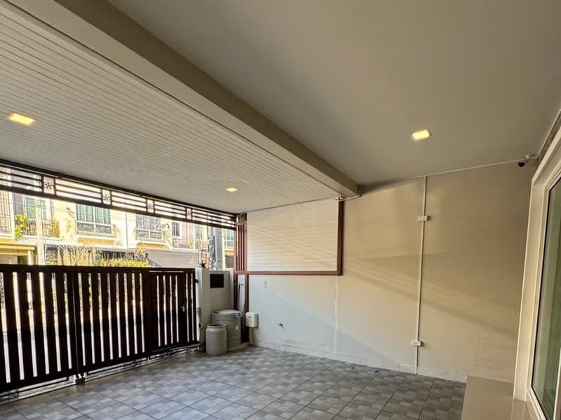 2 Bed Townhouse for Sale in Lat Krabang