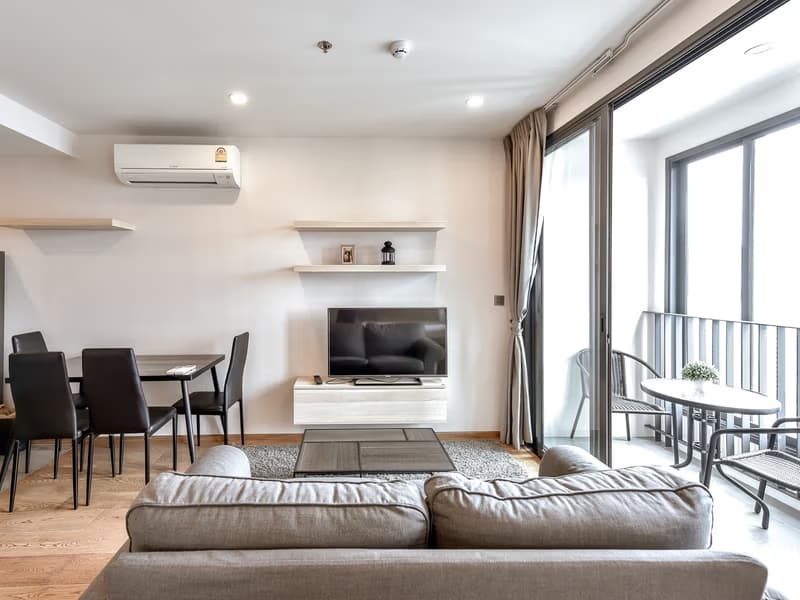 1 Bed Condo for Rent and Sale  Near Chit Lom BTS