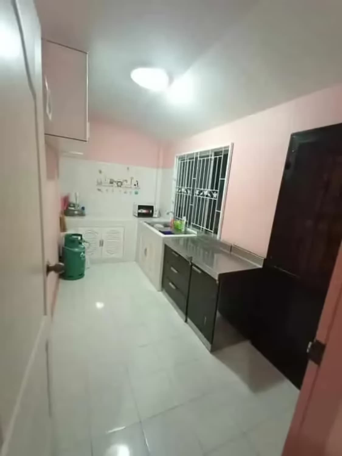 3 Bedroom House - Image 2