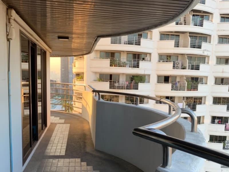 3 Bed Condo for Sale in Suan Luang
