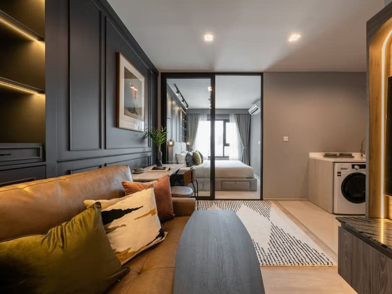 1 Bedroom Condo