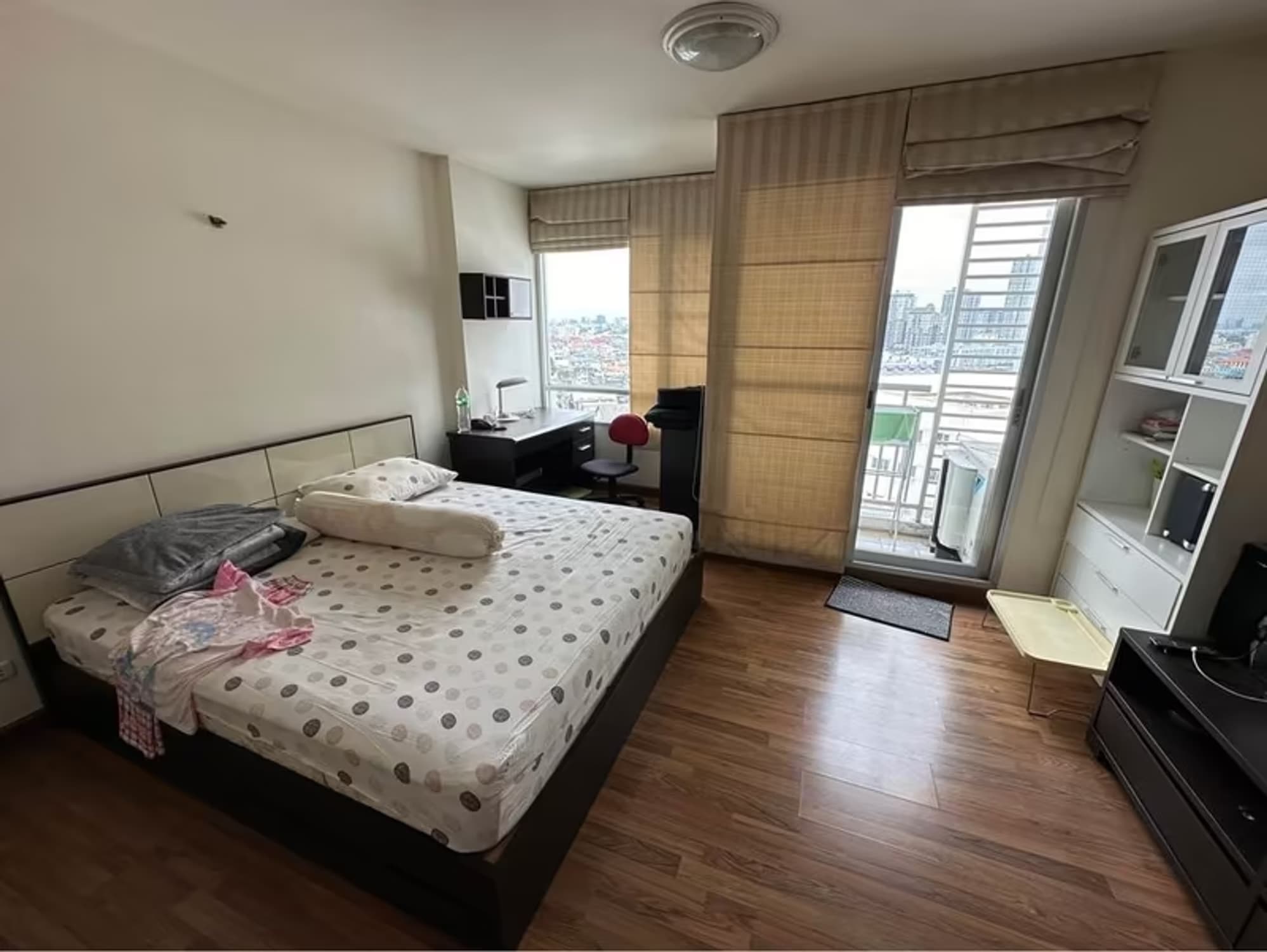  Condo for Sale at Sukhumvit Plus - Image 1