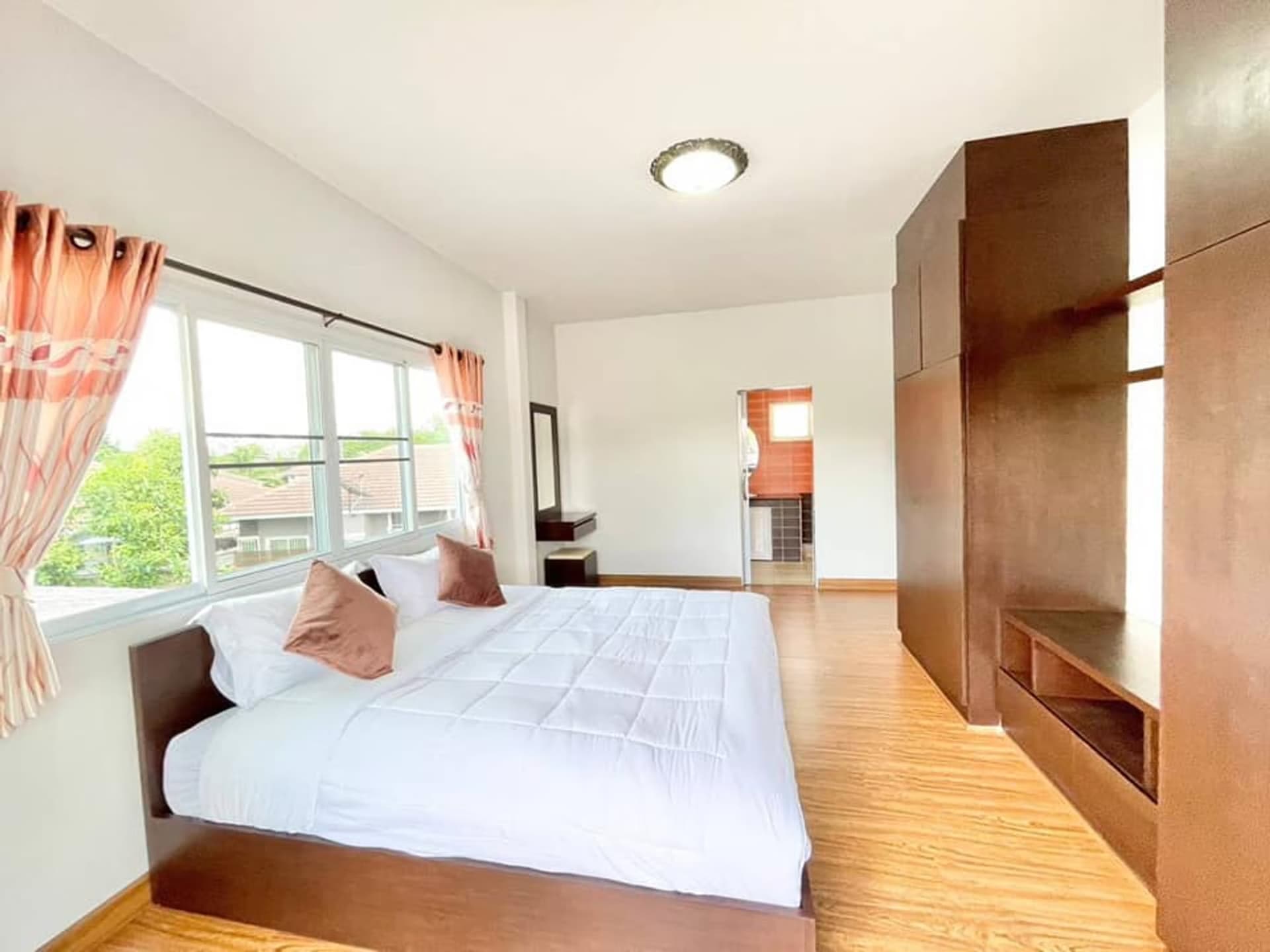 House for Rent in San Klang, San Kamphaeng.   - Image 6