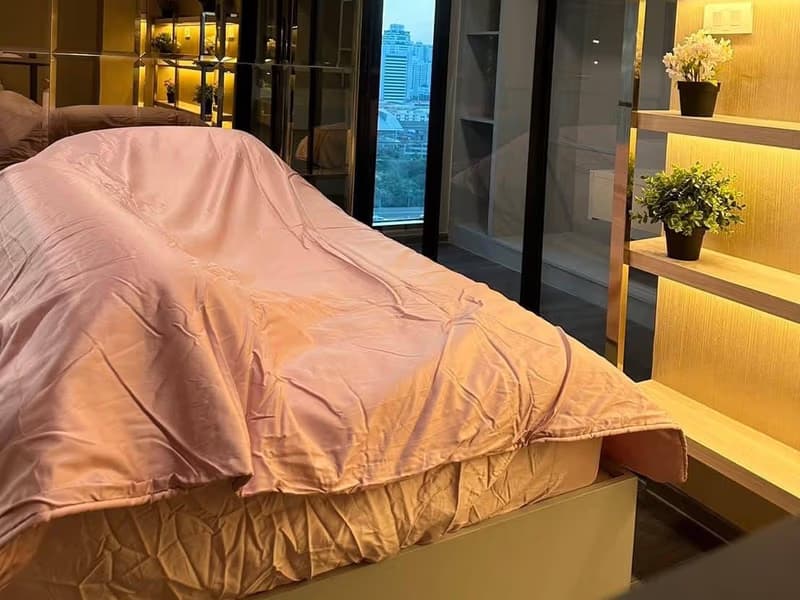 2 Bed Condo for Rent in Din Daeng