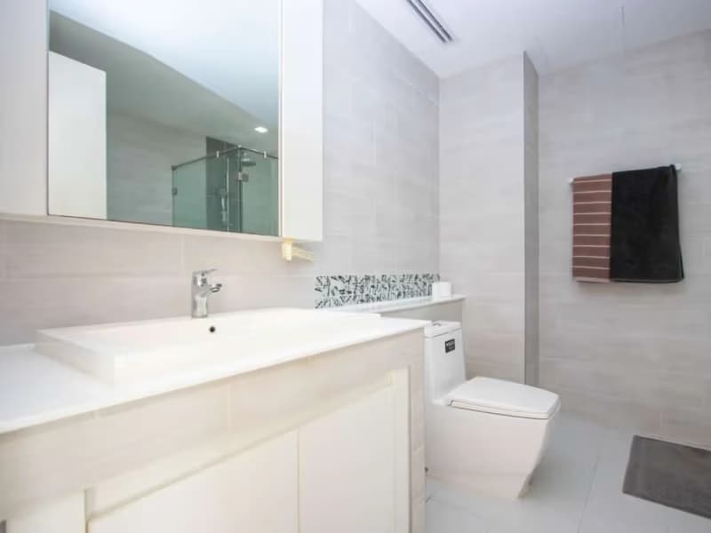 1 Bedroom Condo