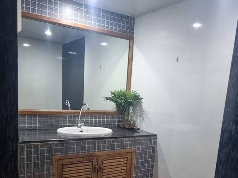 Condo for Rent, Sale at Hillside 3  