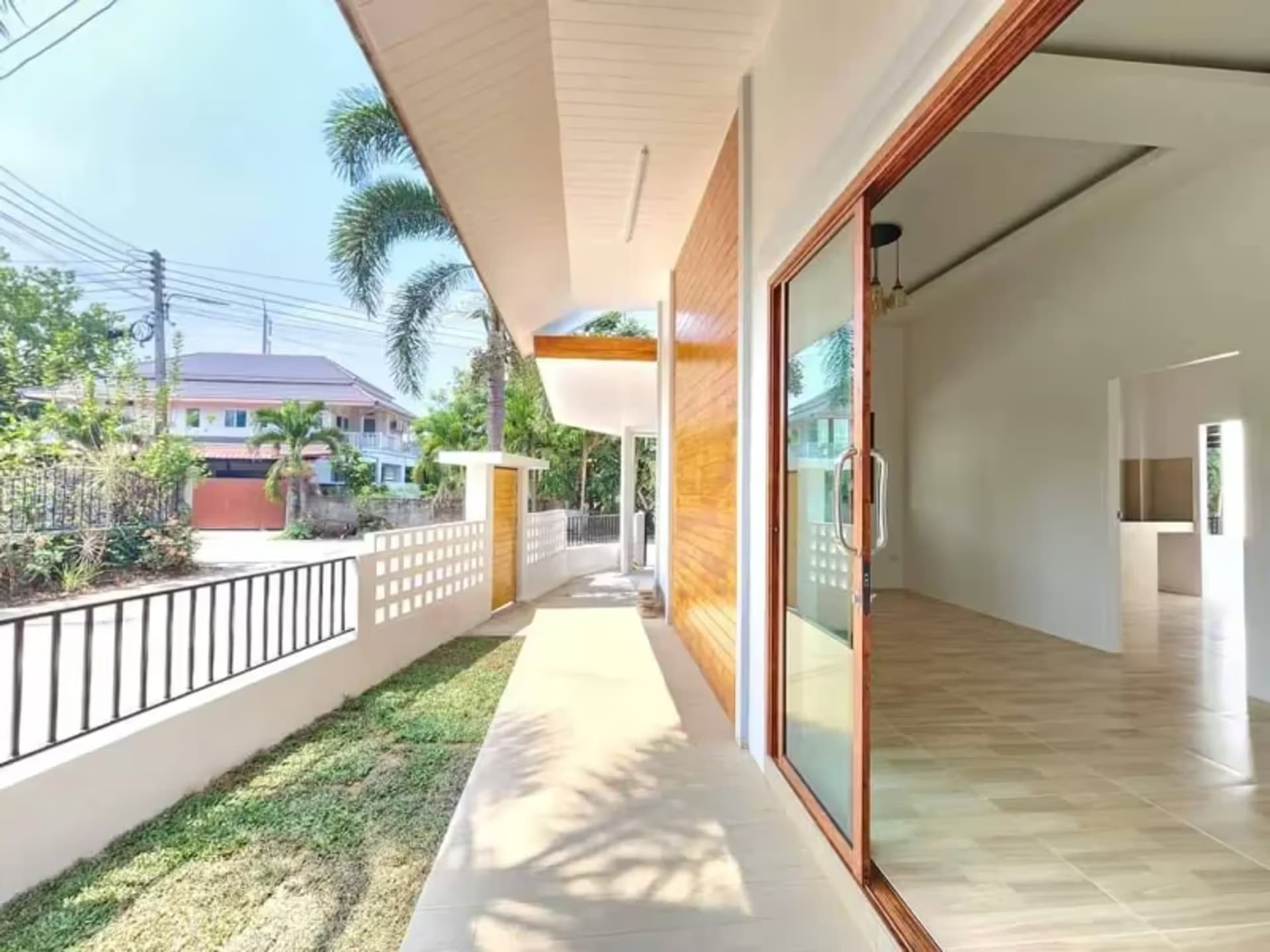 3 Bedroom House - Image 9