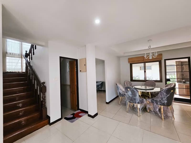 5 Bed House for Rent and Sale in Mueang Chiang Mai