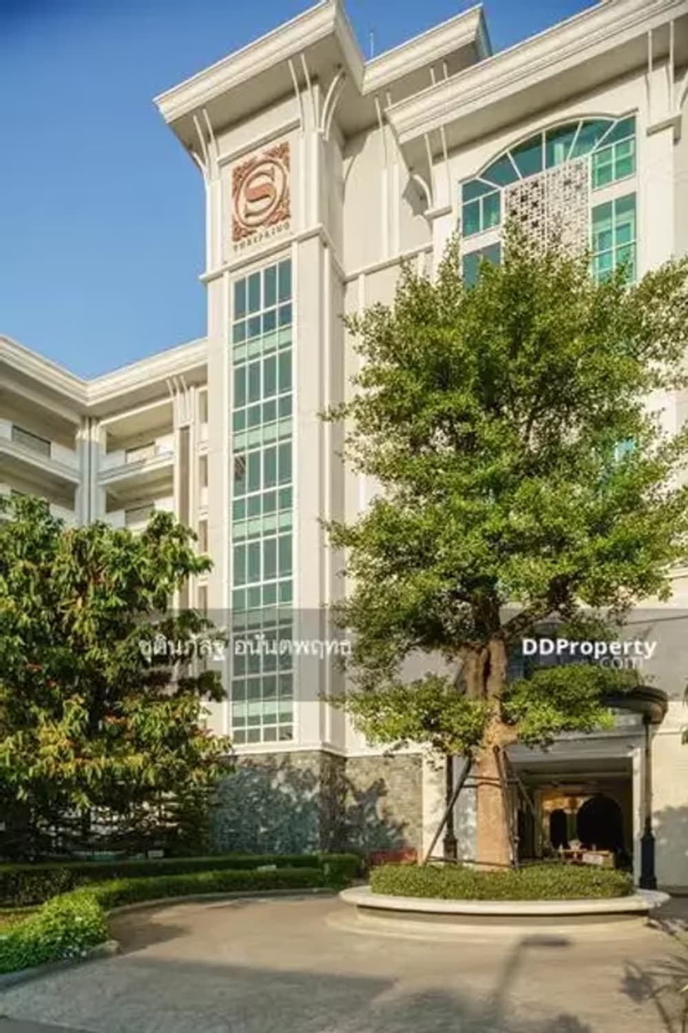 1 Bedroom Condo - Image 12