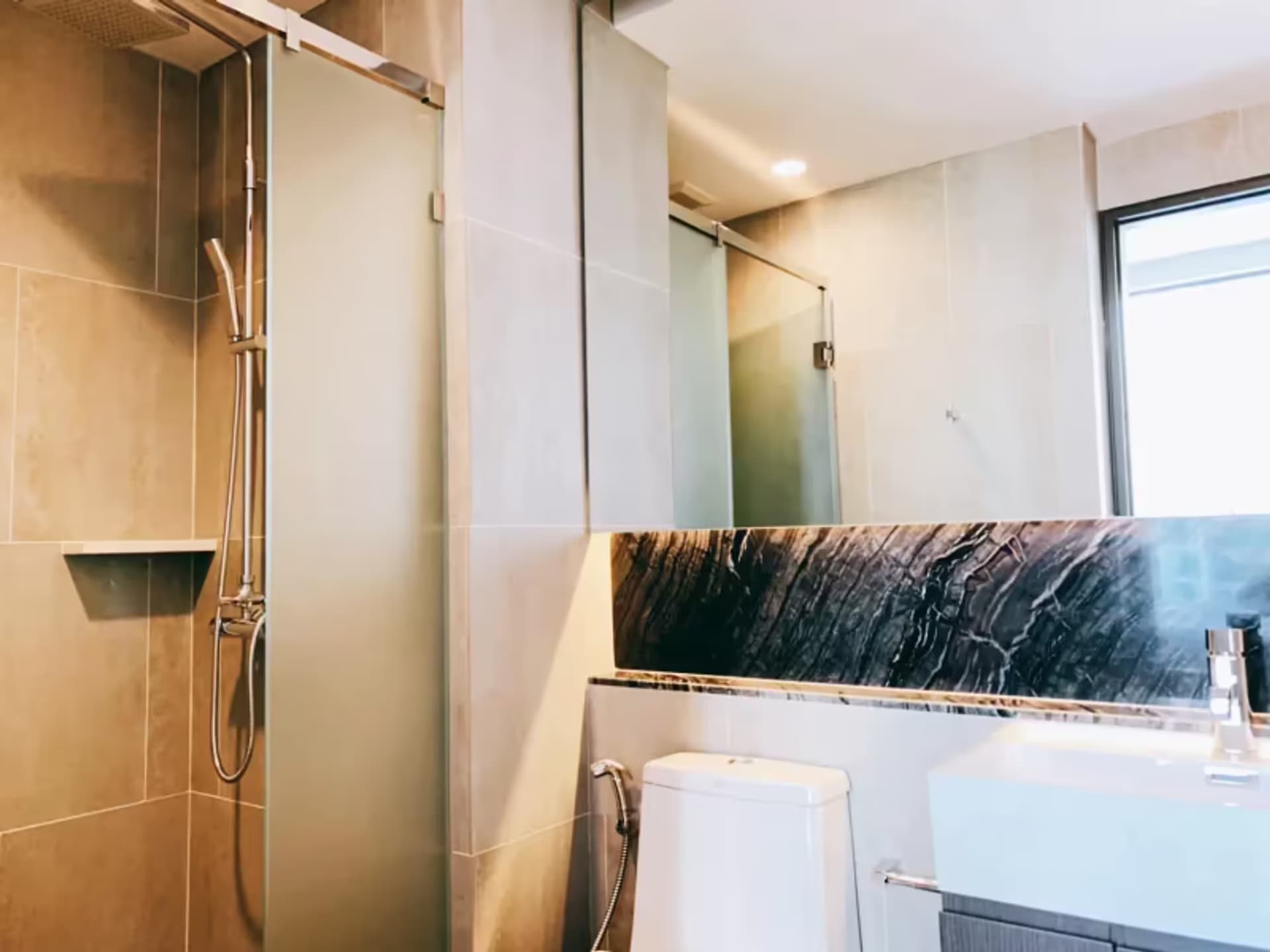 Condo for Sale, Rent at The Lumpini 24 - Image 2
