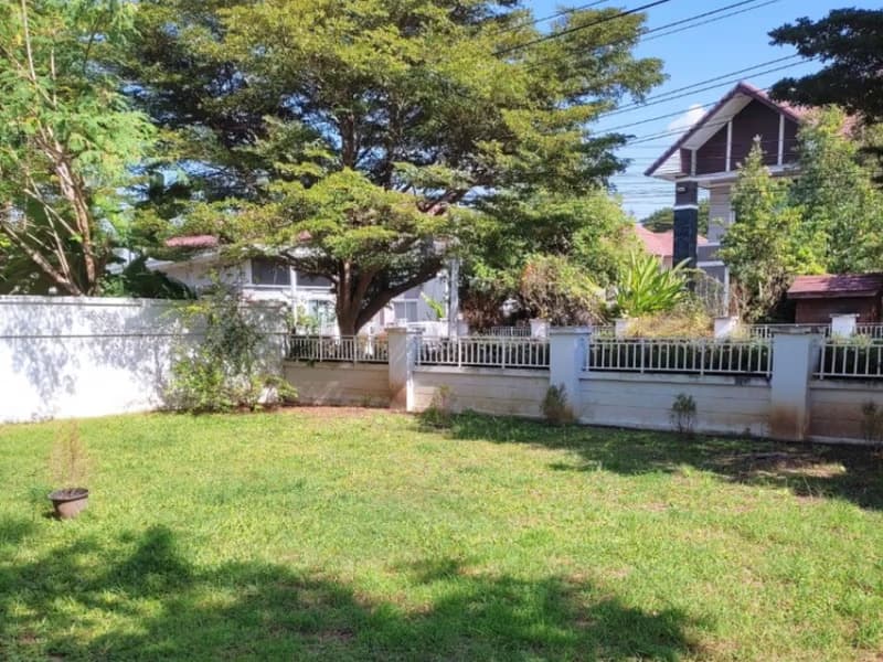 3 Bed House for Rent in San Kamphaeng District