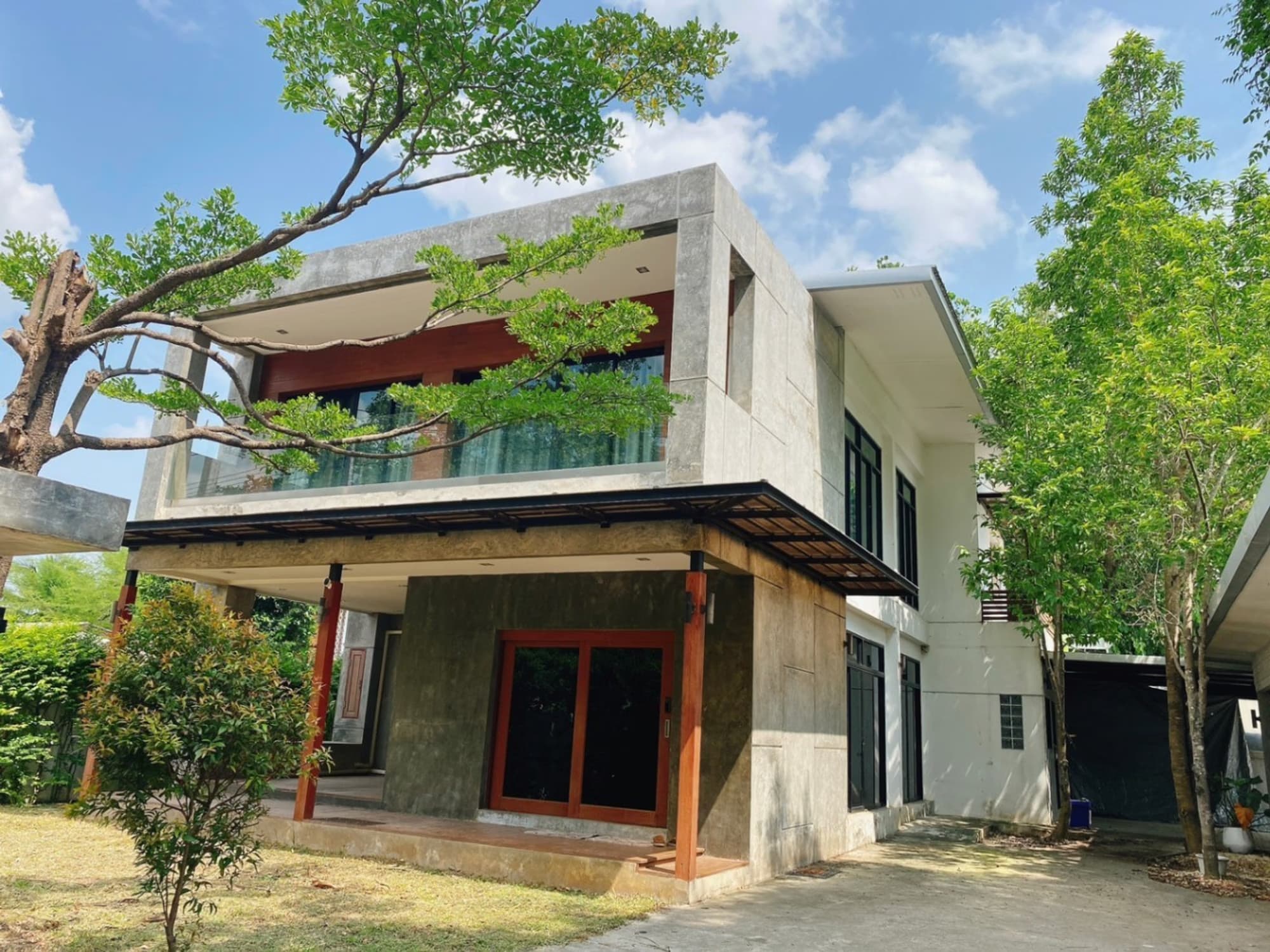 5 卧室 别墅 用于 出租 在 Mueang Chiang Mai - Image 1