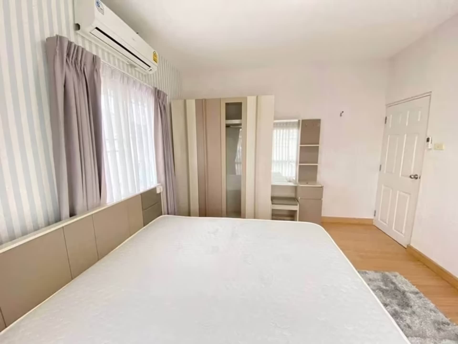 3 Bedroom House for Rent/Sale in San Kamphaeng - Image 4