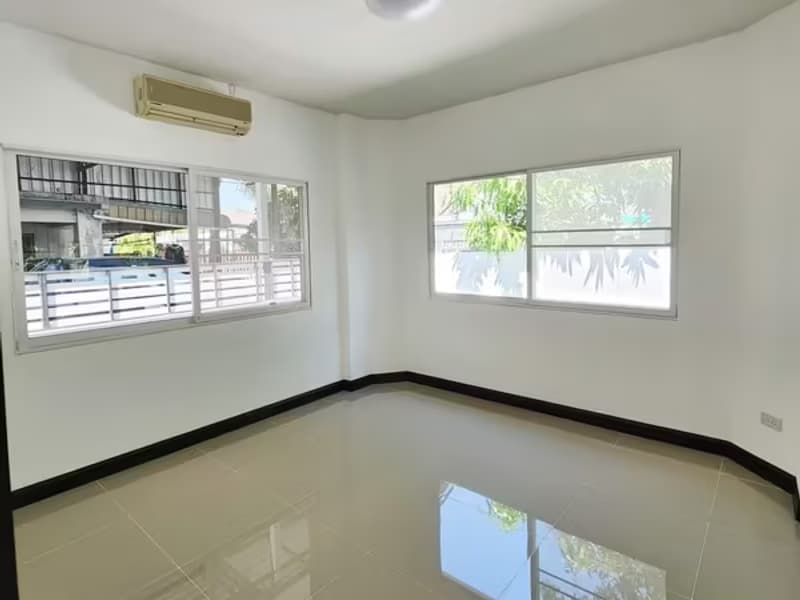 House for Sale in San Pu Loei, Doi Saket.