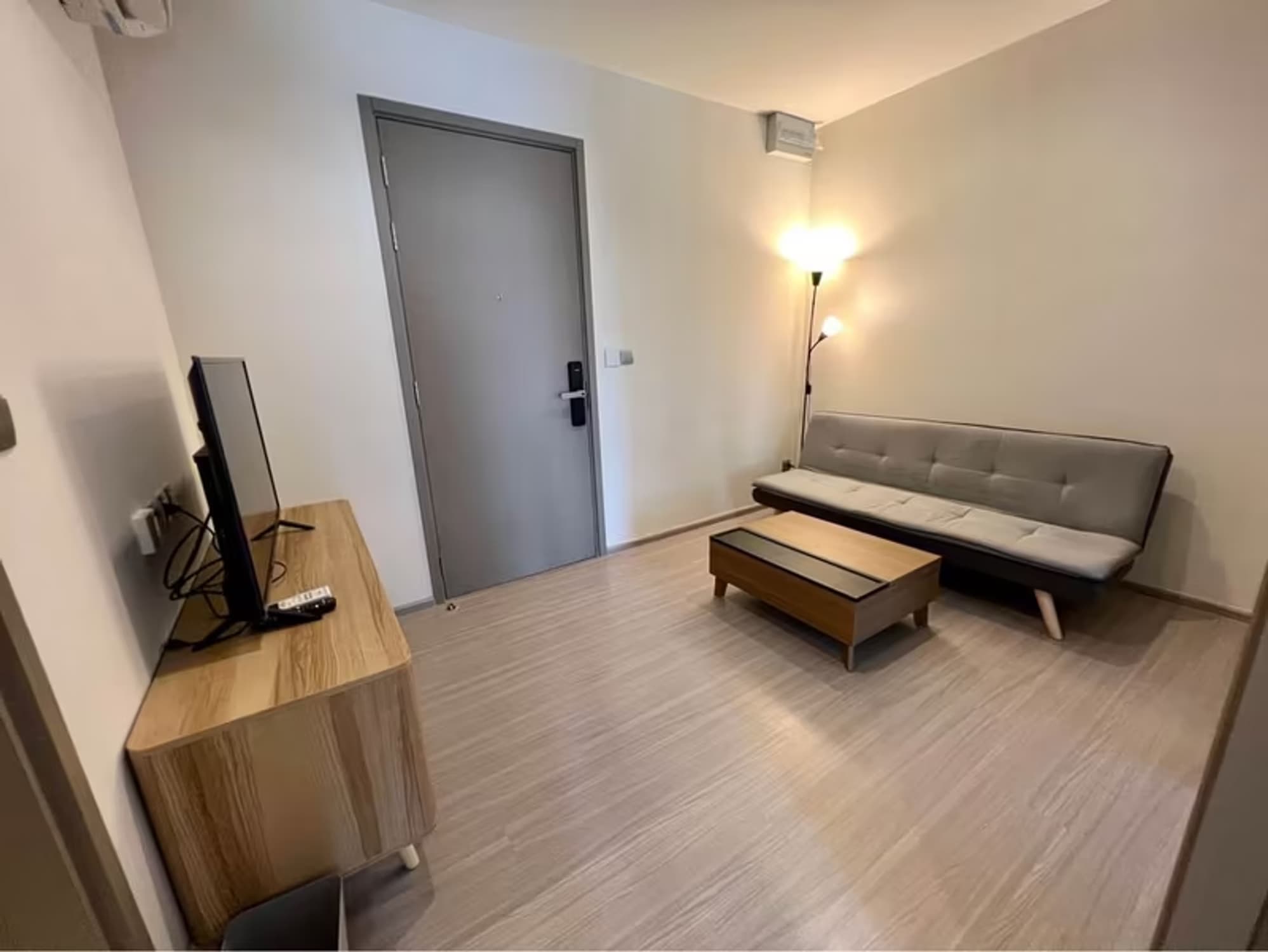 Condo for Rent at Life Asoke Hype - Image 2