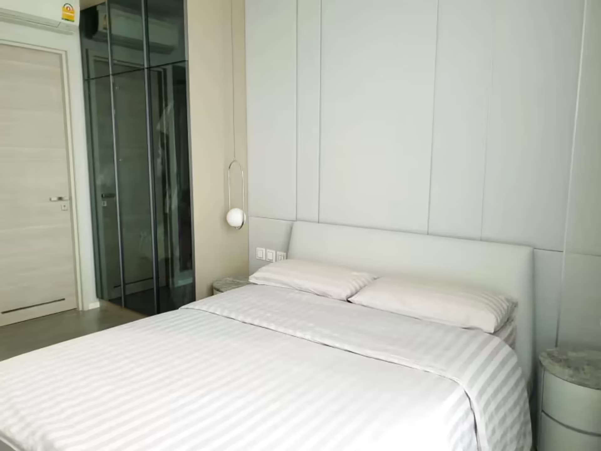 1 Bedroom Condo - Image 6