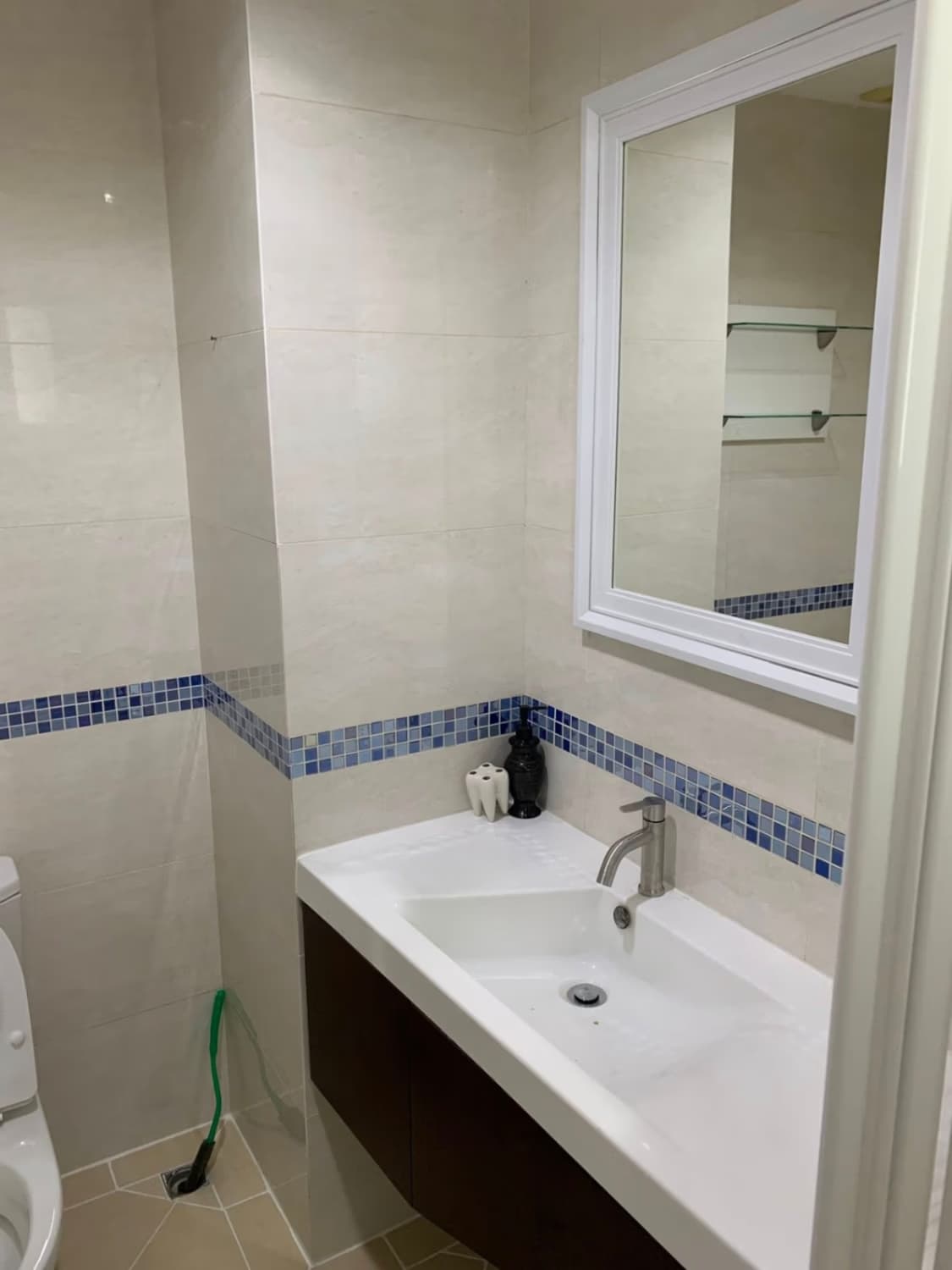 1 Bed Condo for Sale in Huai Khwang - Image 15