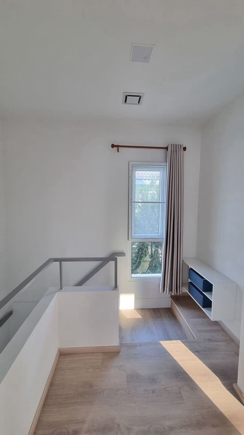 3 Bed House for Rent in Bang Phli - Image 5