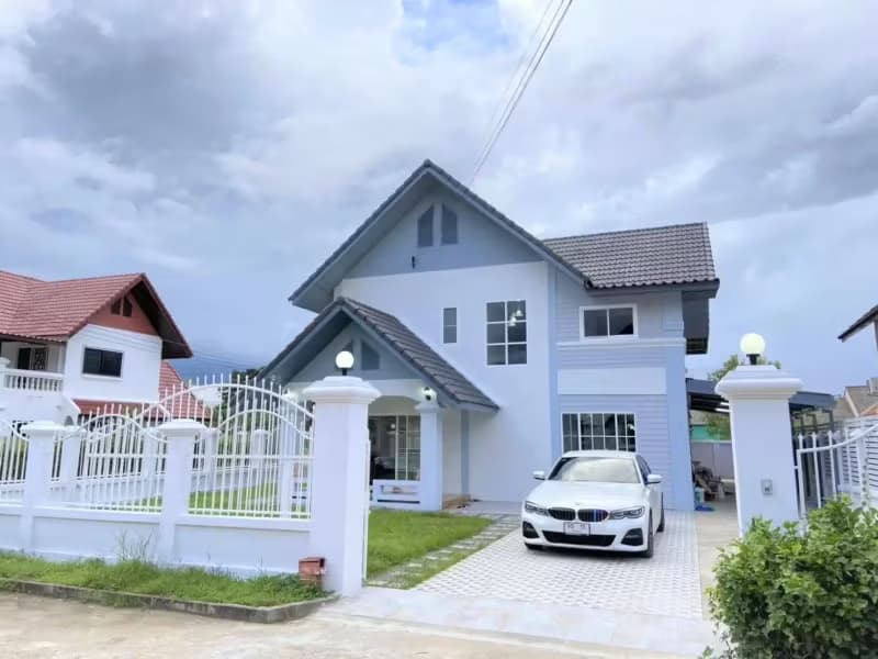 5 Bedroom House