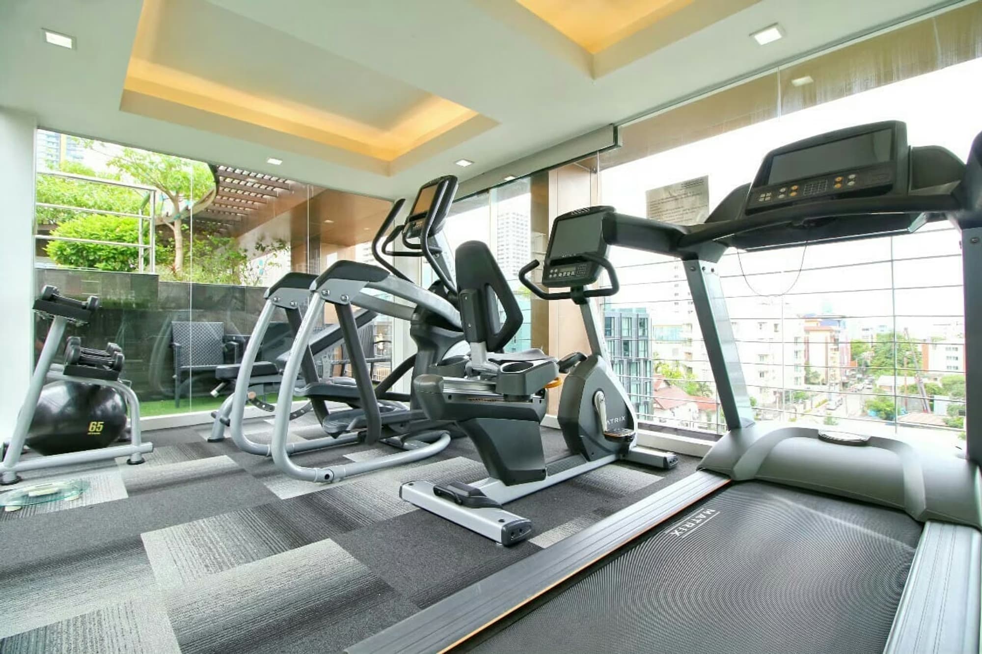 1 ห้องนอน Condo สำหรับ ขายและจำหน่าย ใน คลองเตย - Image 4
