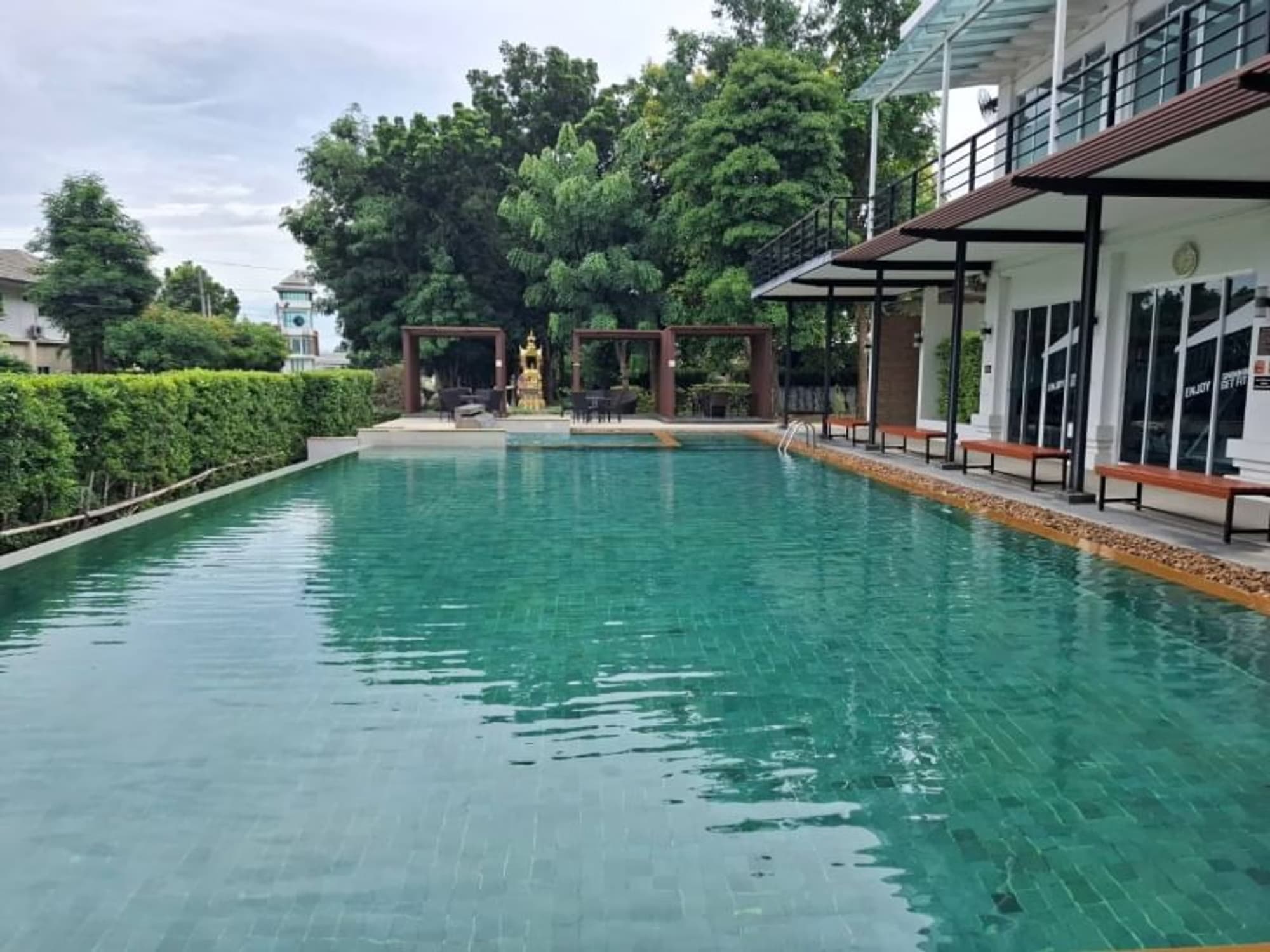 4 Bed House for Rent in Saraphi - Image 12