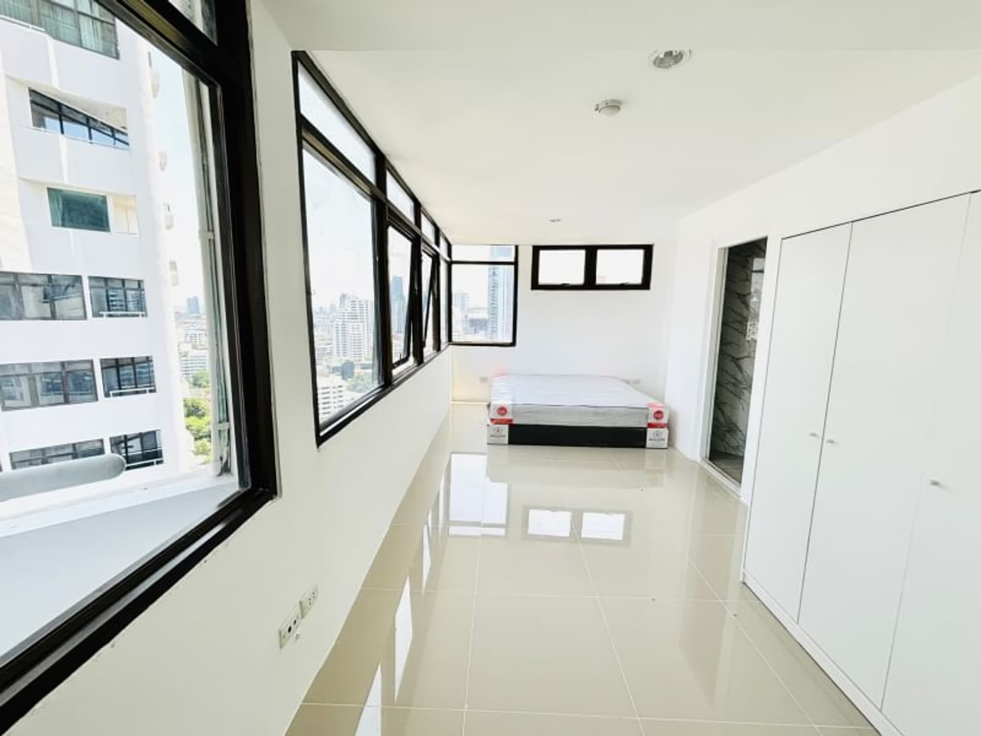 2 Bed Condo for Rent  Near Thong Lo BTS - Image 10