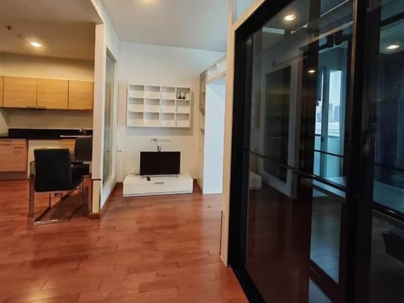Condo for Rent at The Address Chit Lom  