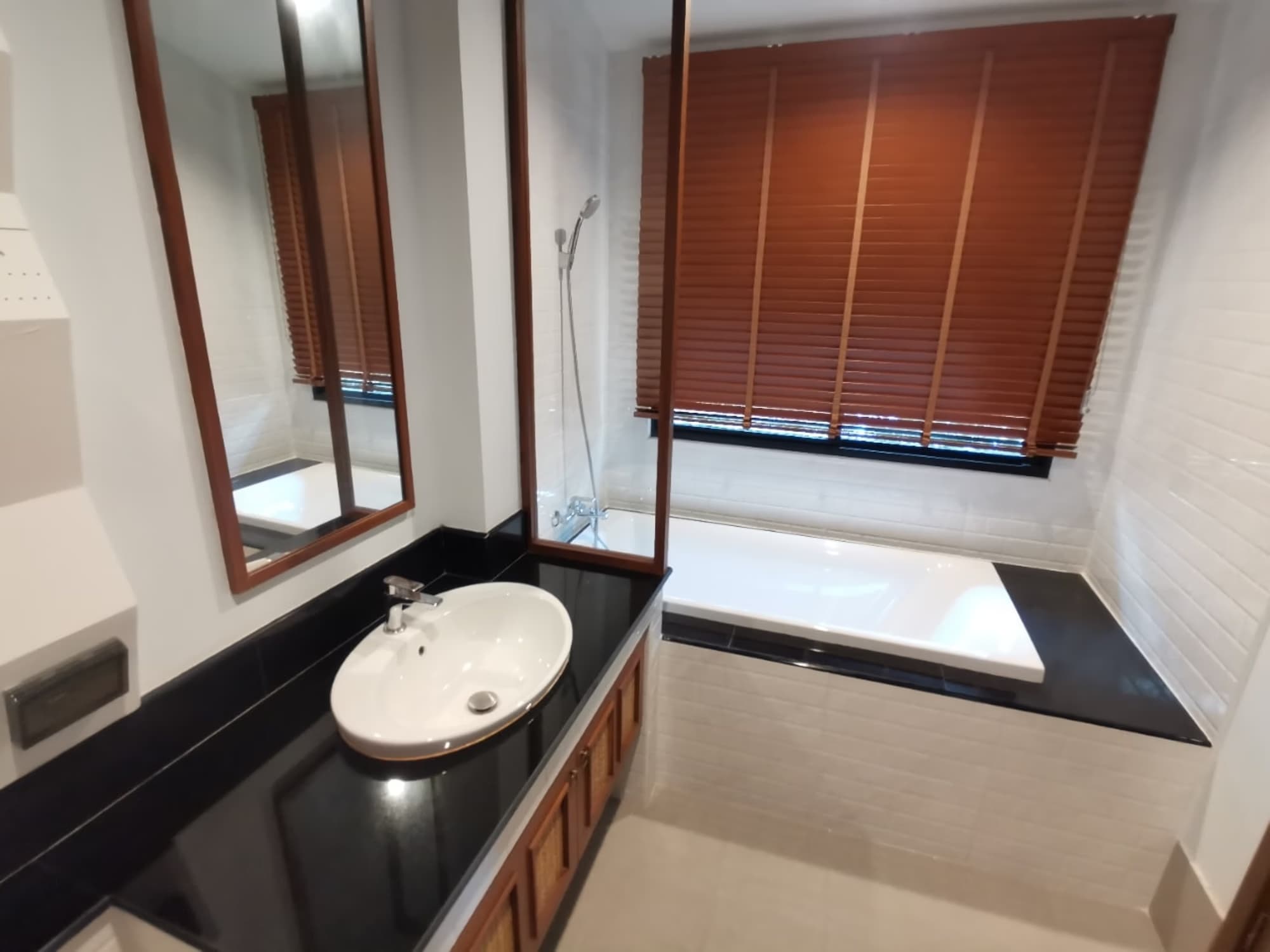 4 Bed House for Sale in Hang Dong - Image 7