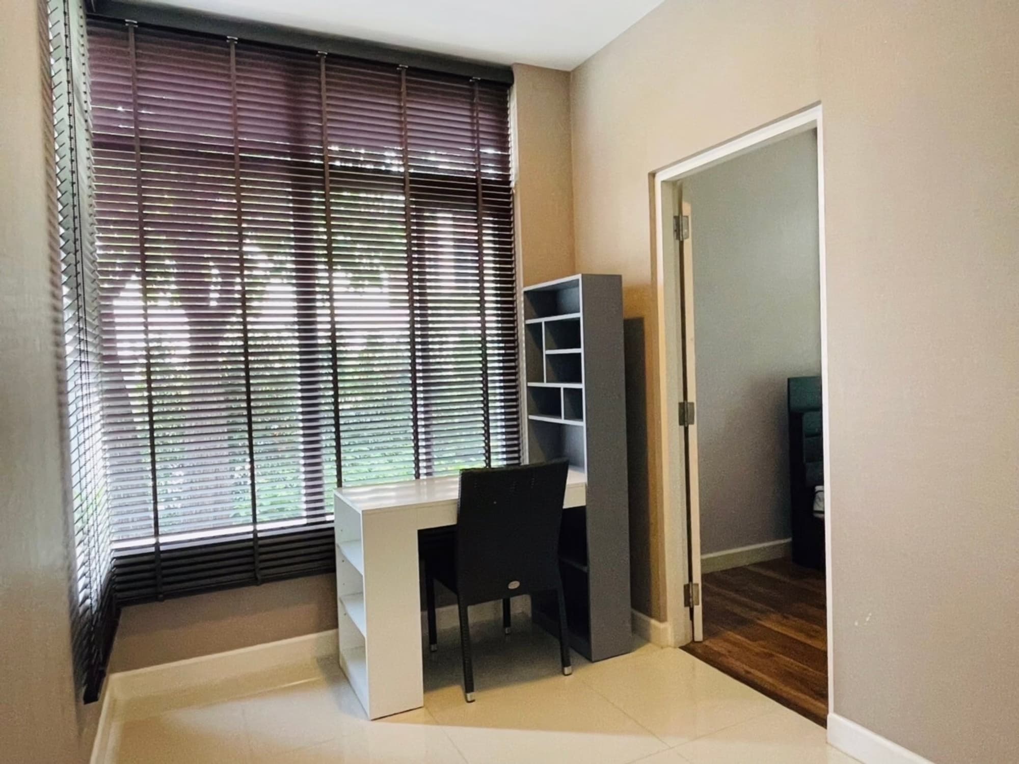 4 Bedroom House - Image 11