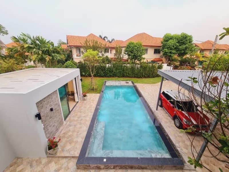5 Bed House for Rent and Sale in San Sai District