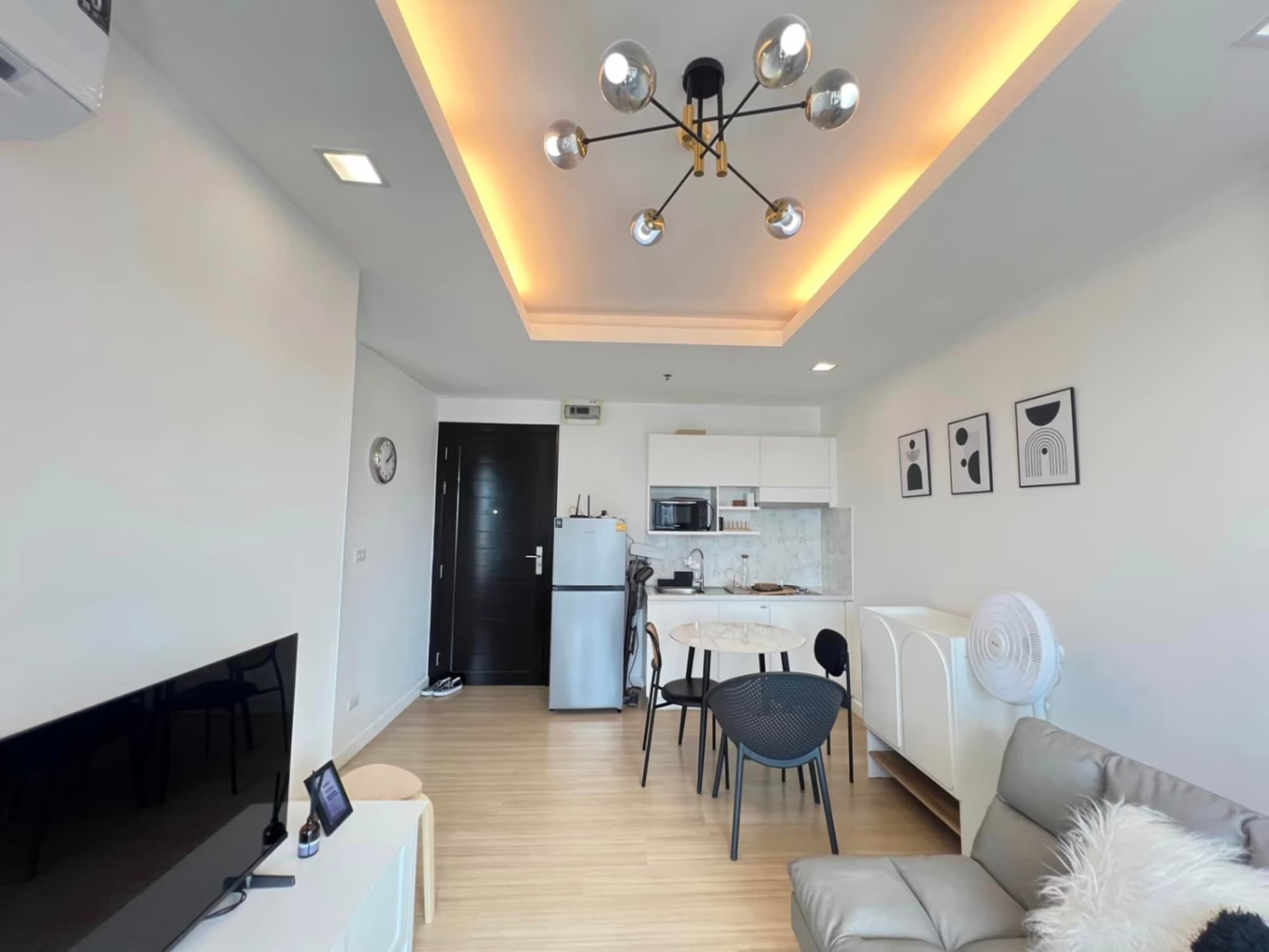 1 Bed Condo for Rent in Huai Khwang - Image 5