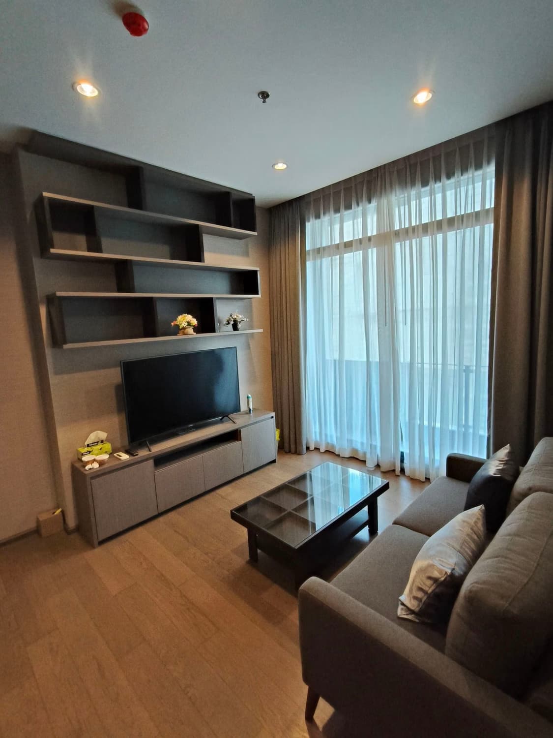 2 Bed condo for Rent and Sale  near undefined - Image 1