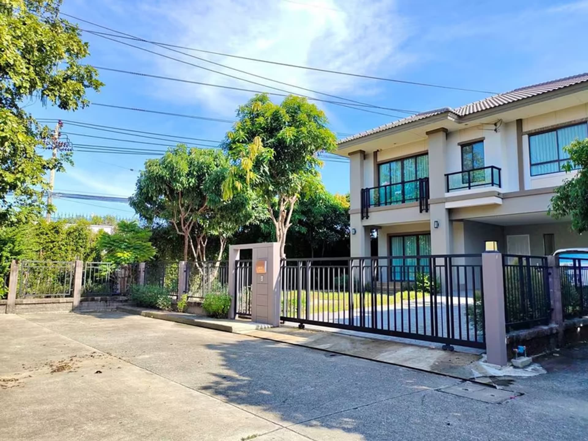 House for Sale in Bang Phli. - Image 9